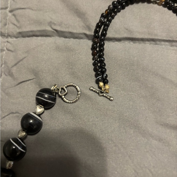 Elegant Black Beaded Necklace - Picture 5 of 13